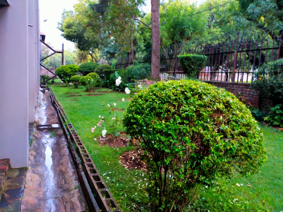 2 Bedroom Property for Sale in Windsor West Gauteng
