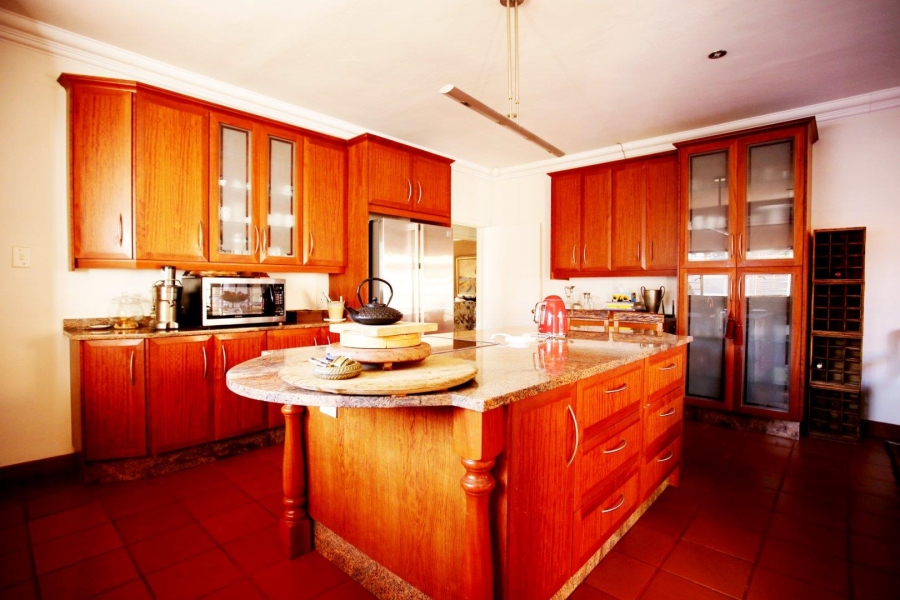 4 Bedroom Property for Sale in Three Rivers Proper Gauteng