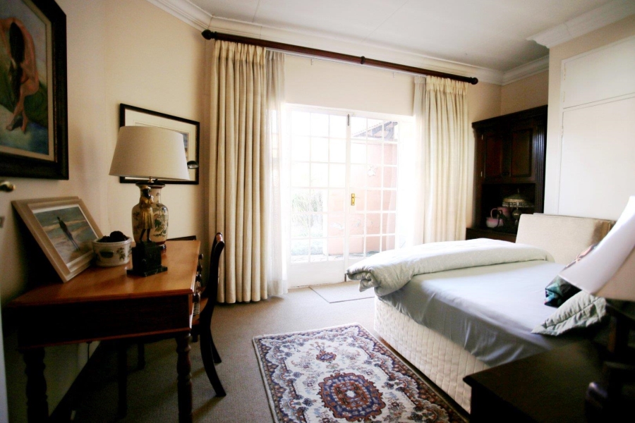 4 Bedroom Property for Sale in Three Rivers Proper Gauteng