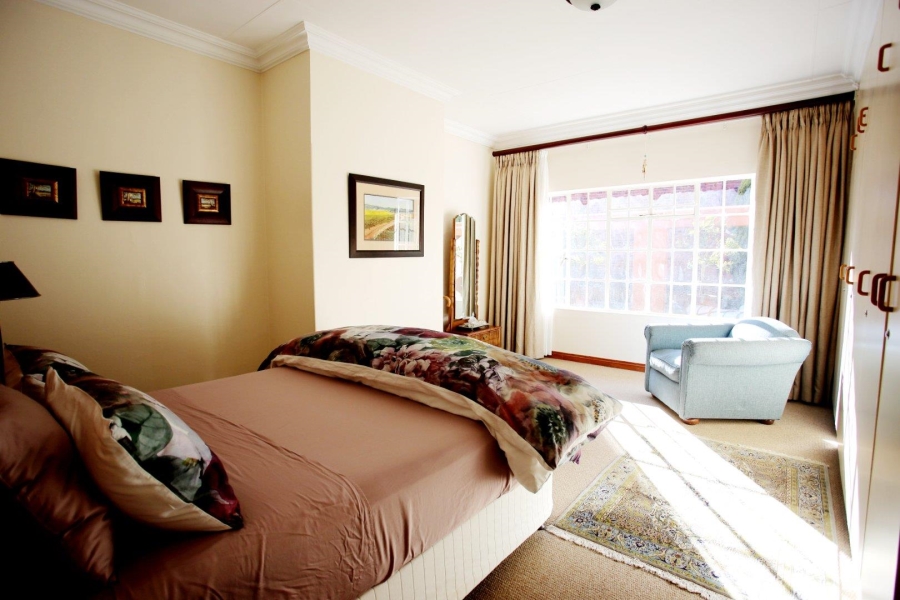 4 Bedroom Property for Sale in Three Rivers Proper Gauteng