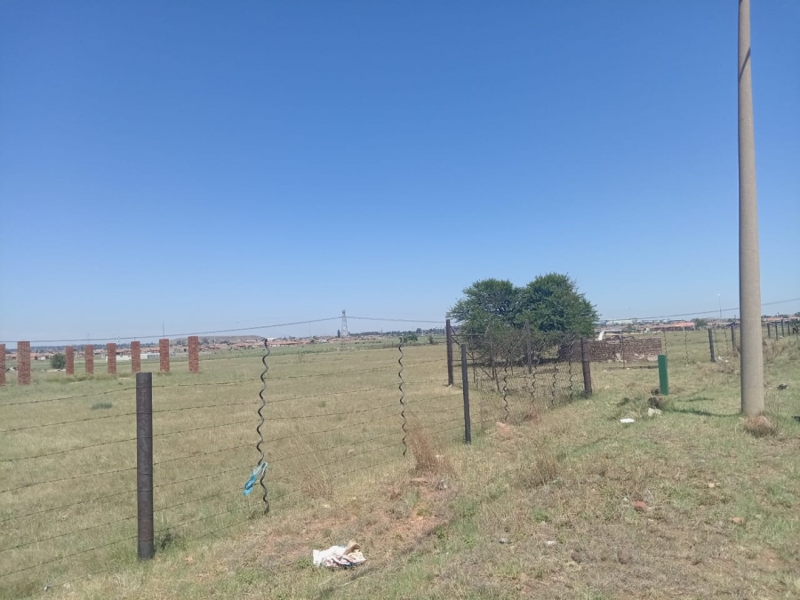 1 Bedroom Property for Sale in Roods Gardens Gauteng