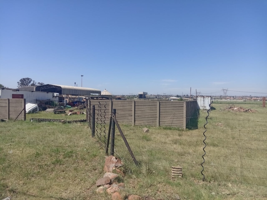 1 Bedroom Property for Sale in Roods Gardens Gauteng