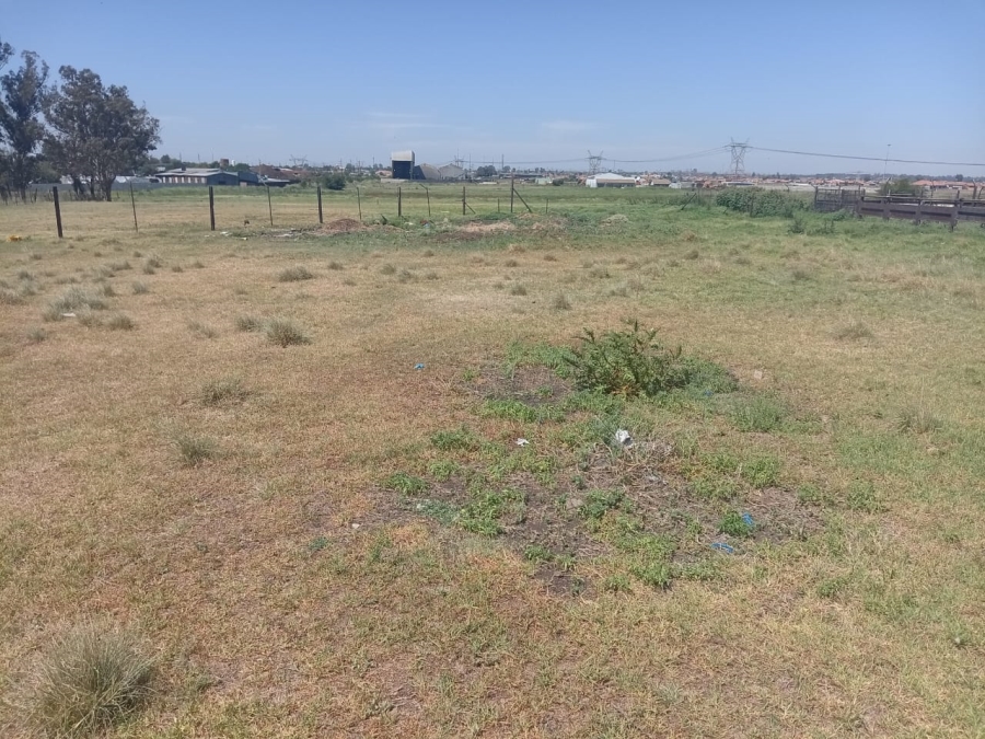 1 Bedroom Property for Sale in Roods Gardens Gauteng