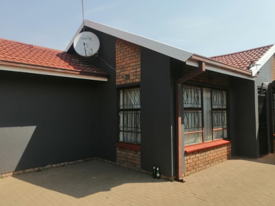 3 Bedroom Property for Sale in Sebokeng Zone 14 Gauteng