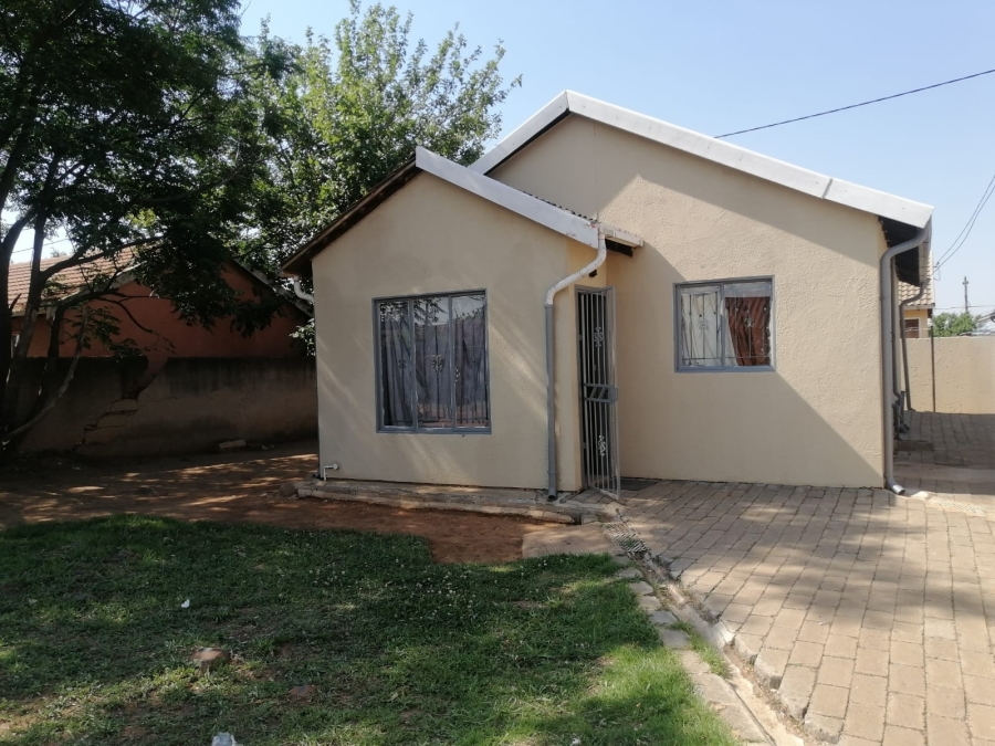 2 Bedroom Property for Sale in Stretford Gauteng