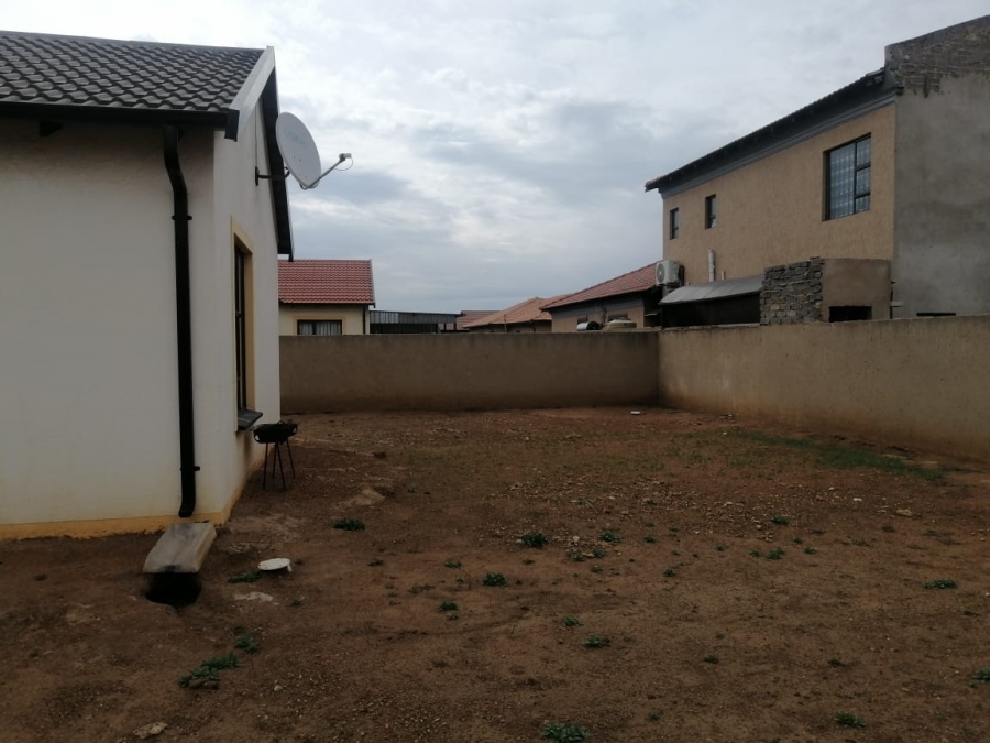 2 Bedroom Property for Sale in Vanderbijlpark CE 4 Gauteng