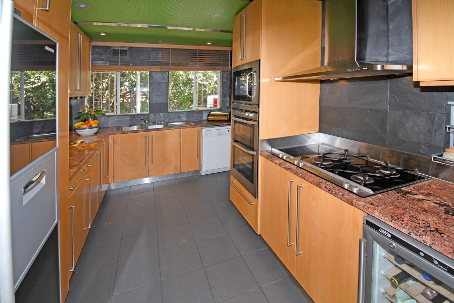 3 Bedroom Property for Sale in Northcliff Gauteng