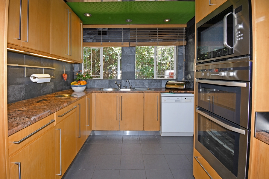 3 Bedroom Property for Sale in Northcliff Gauteng