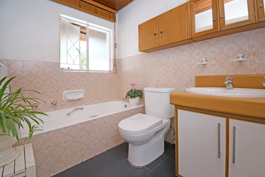 3 Bedroom Property for Sale in Northcliff Gauteng