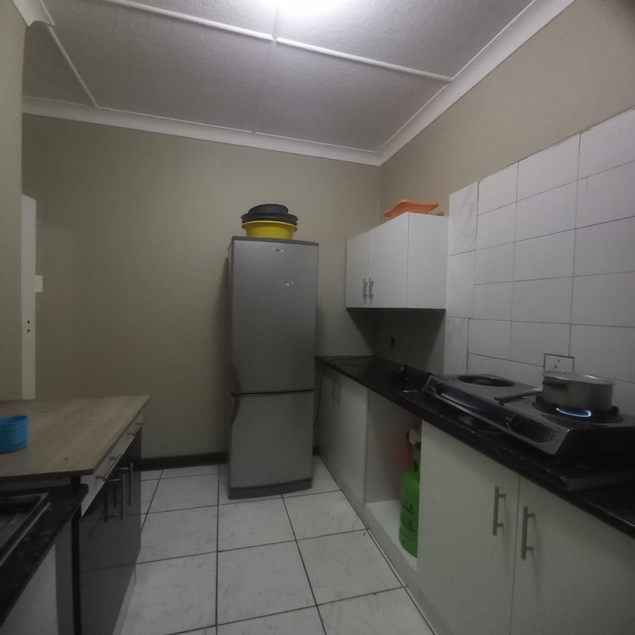 2 Bedroom Property for Sale in Driehoek Gauteng