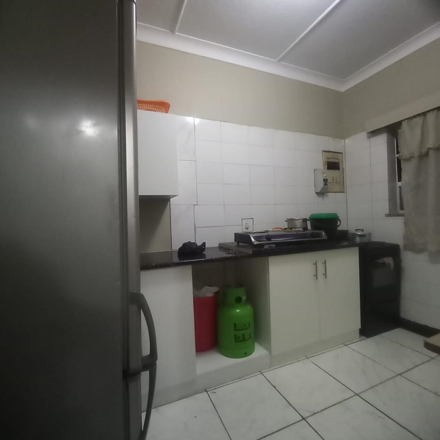 2 Bedroom Property for Sale in Driehoek Gauteng
