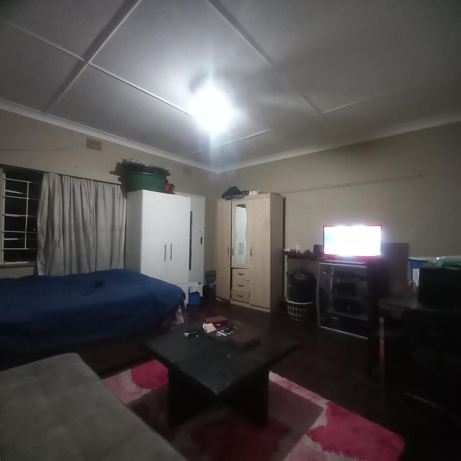 2 Bedroom Property for Sale in Driehoek Gauteng