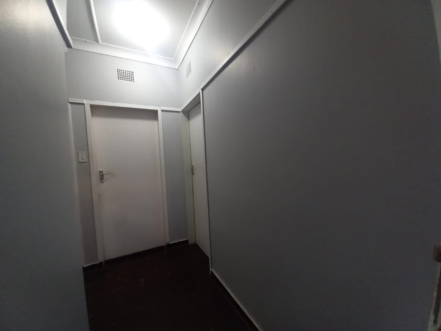 2 Bedroom Property for Sale in Driehoek Gauteng