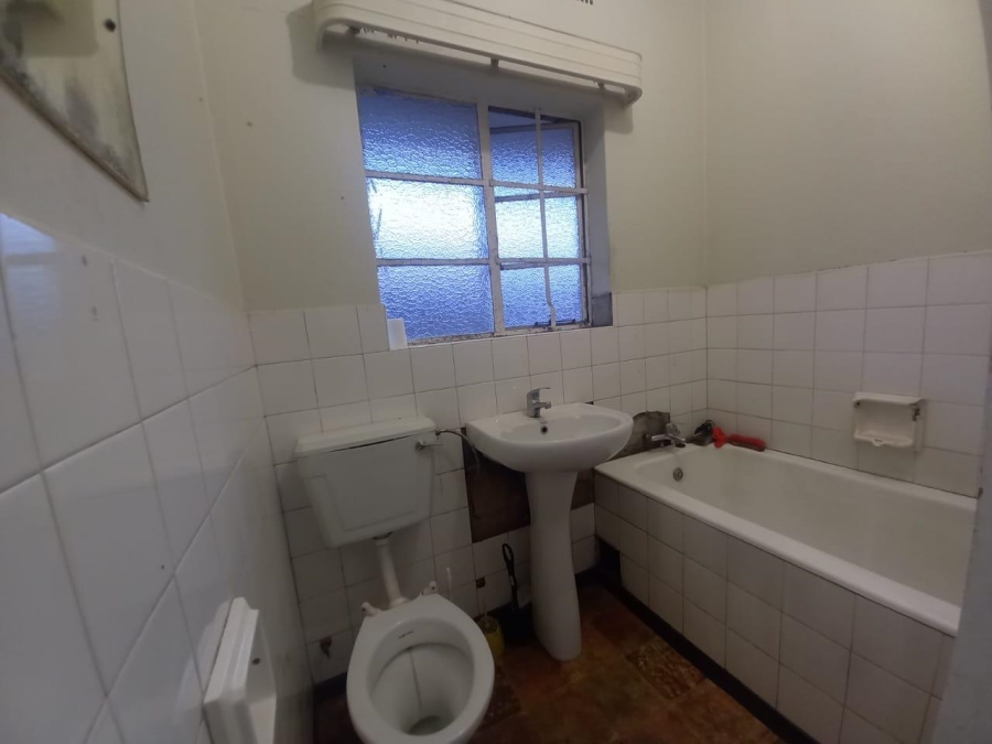 2 Bedroom Property for Sale in Driehoek Gauteng
