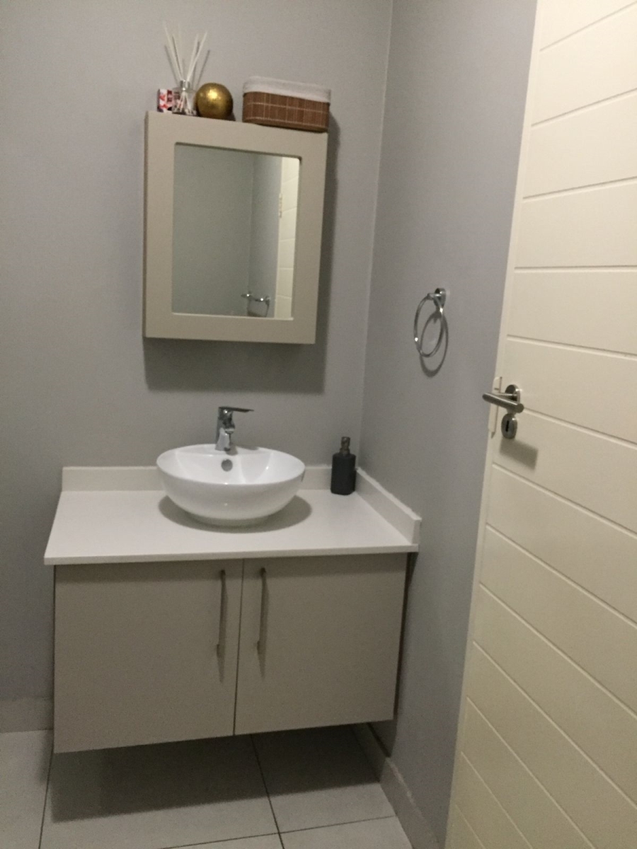 2 Bedroom Property for Sale in Carlswald Gauteng