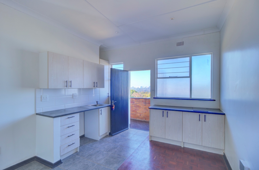 To Let 1 Bedroom Property for Rent in Blairgowrie Gauteng