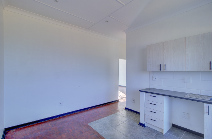To Let 1 Bedroom Property for Rent in Blairgowrie Gauteng