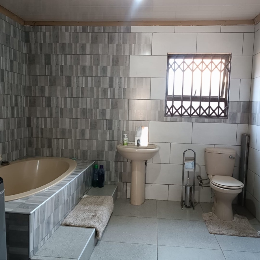 3 Bedroom Property for Sale in Kagiso Gauteng