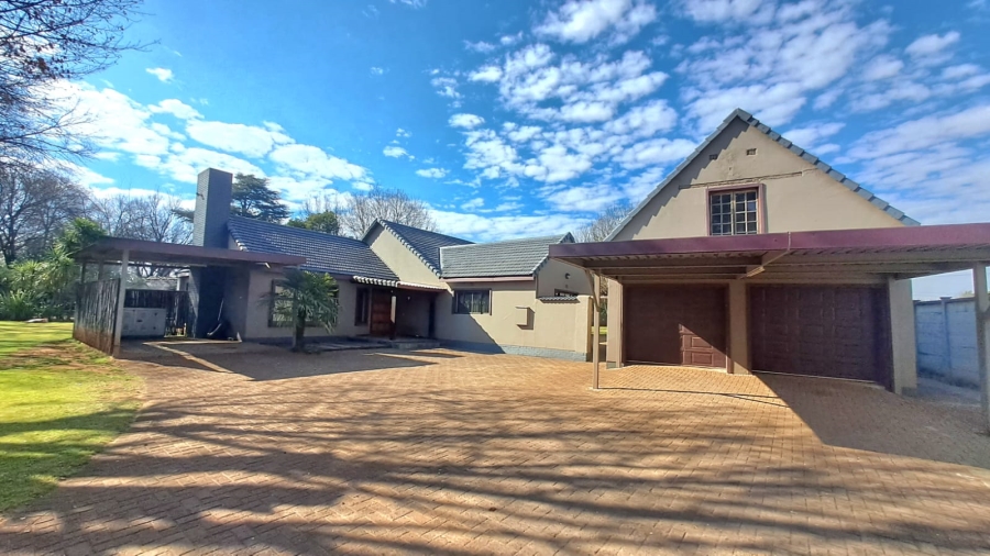 3 Bedroom Property for Sale in Three Rivers Gauteng