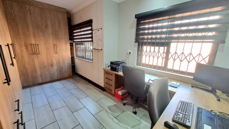 3 Bedroom Property for Sale in Three Rivers Gauteng