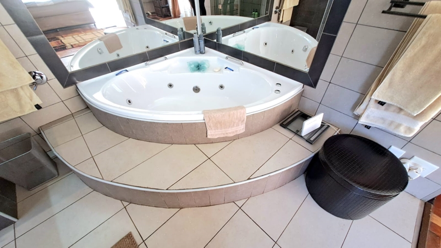 3 Bedroom Property for Sale in Three Rivers Gauteng