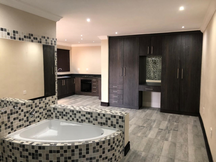 3 Bedroom Property for Sale in Three Rivers Gauteng