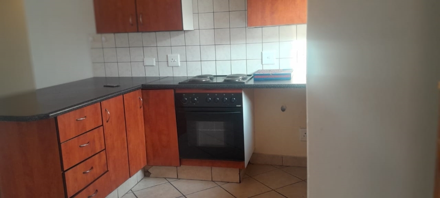 2 Bedroom Property for Sale in Vorna Valley Gauteng