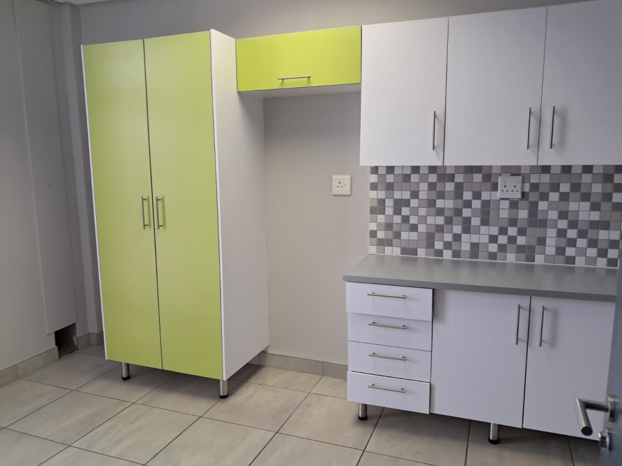 To Let Commercial Property for Rent in Southdowns Estate Gauteng