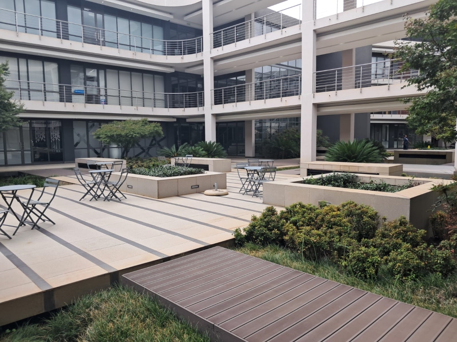 To Let Commercial Property for Rent in Southdowns Estate Gauteng
