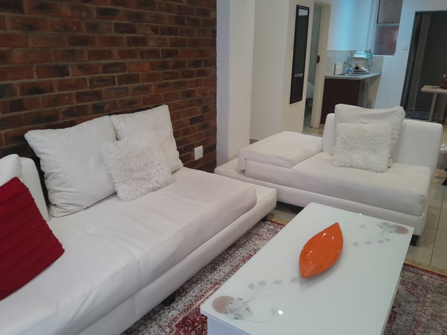 2 Bedroom Property for Sale in Buccleuch Gauteng
