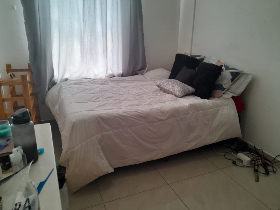 2 Bedroom Property for Sale in Buccleuch Gauteng