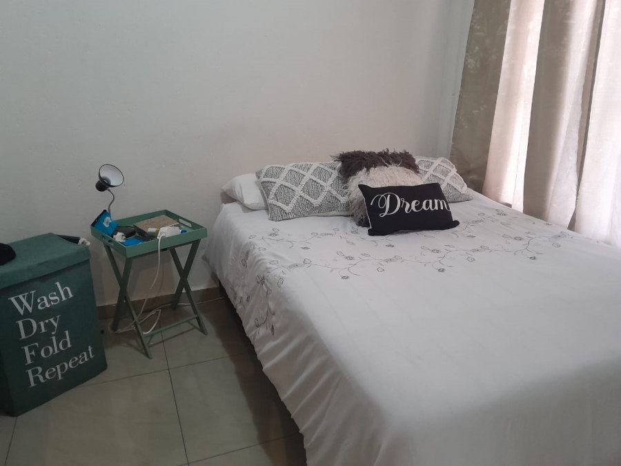 2 Bedroom Property for Sale in Buccleuch Gauteng