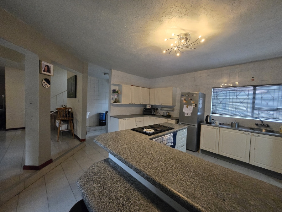 4 Bedroom Property for Sale in Marlboro Gauteng
