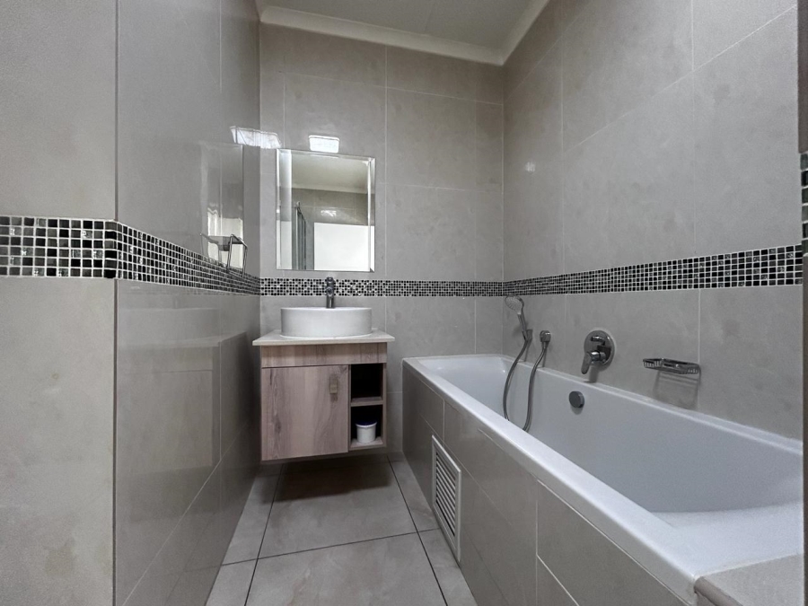 1 Bedroom Property for Sale in Randpark Ridge Gauteng
