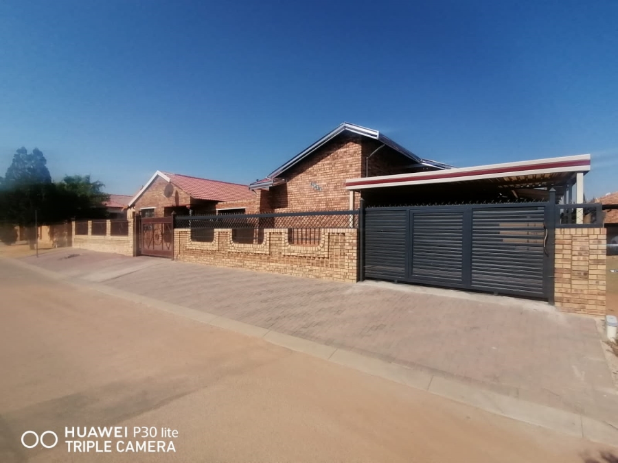 3 Bedroom Property for Sale in Mabopane Gauteng