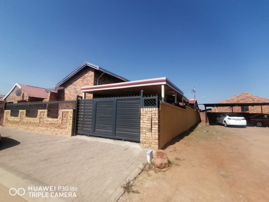 3 Bedroom Property for Sale in Mabopane Gauteng