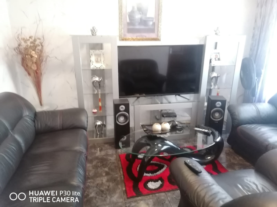3 Bedroom Property for Sale in Mabopane Gauteng