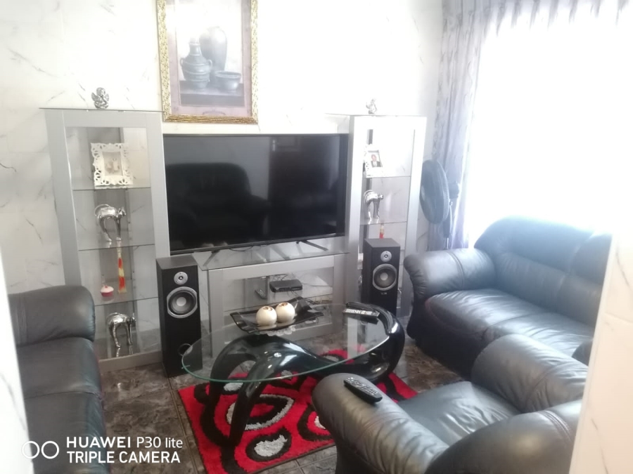 3 Bedroom Property for Sale in Mabopane Gauteng