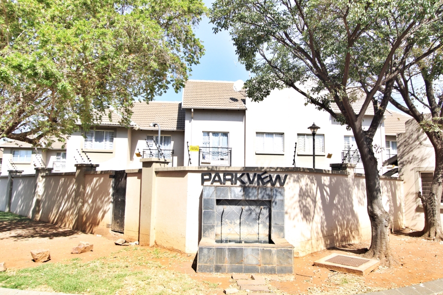 1 Bedroom Property for Sale in Klippoortje Gauteng