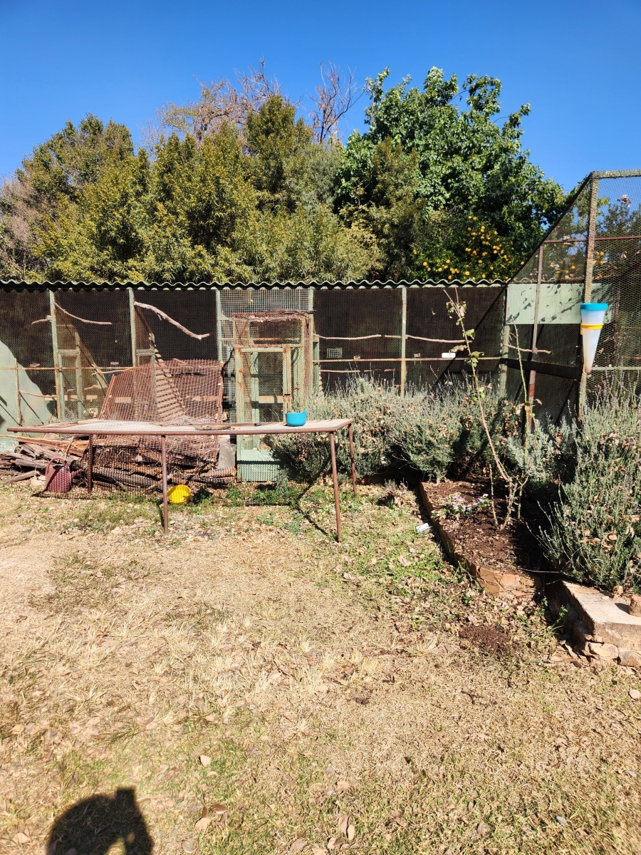 7 Bedroom Property for Sale in Doornkraal Gauteng