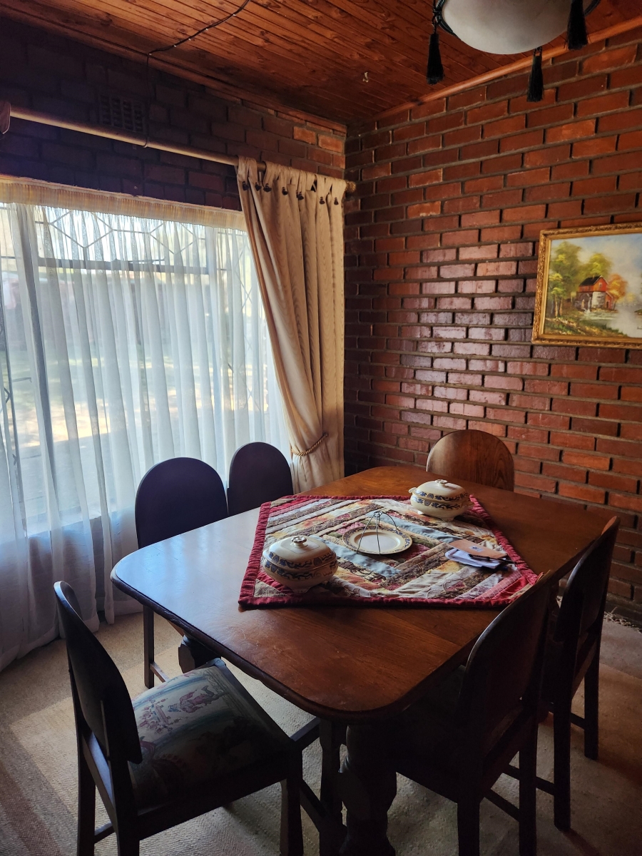7 Bedroom Property for Sale in Doornkraal Gauteng