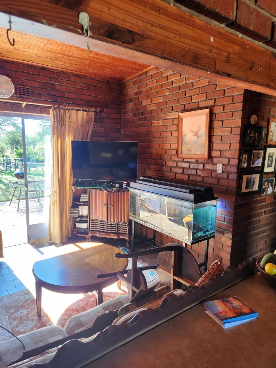7 Bedroom Property for Sale in Doornkraal Gauteng