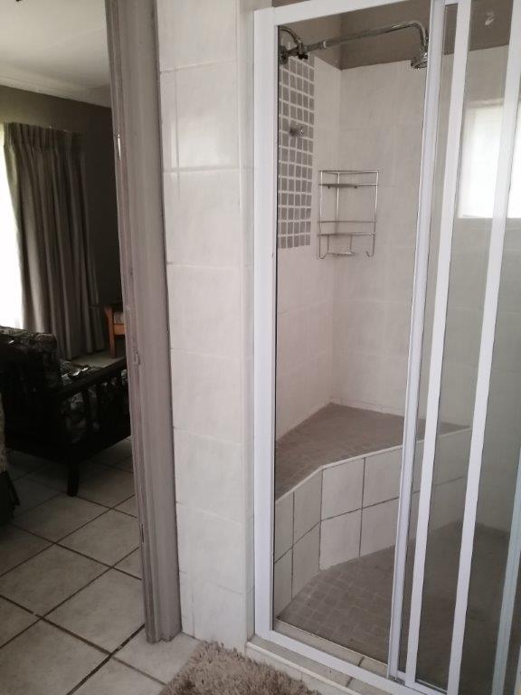 7 Bedroom Property for Sale in Doornkraal Gauteng