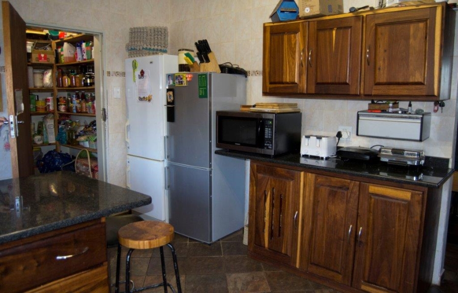 7 Bedroom Property for Sale in Doornkraal Gauteng