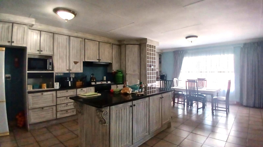 3 Bedroom Property for Sale in Kookrus Gauteng