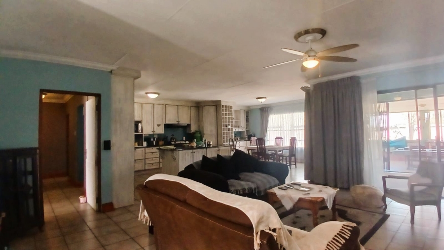 3 Bedroom Property for Sale in Kookrus Gauteng