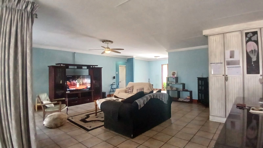 3 Bedroom Property for Sale in Kookrus Gauteng