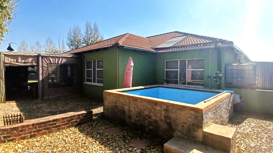 3 Bedroom Property for Sale in Kookrus Gauteng