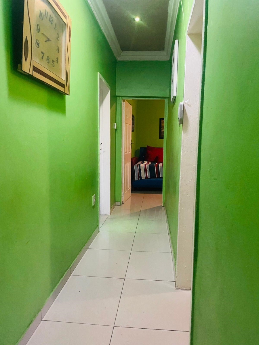 3 Bedroom Property for Sale in Clayville Gauteng