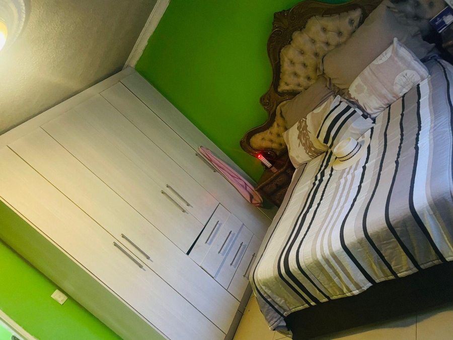 3 Bedroom Property for Sale in Clayville Gauteng